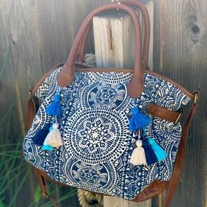 T-shirt & Jeans brand boho tote bag with tassels